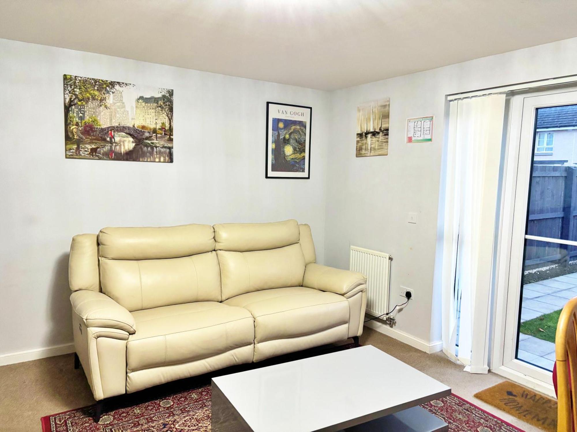 Newbuild - 3 Bedrooms, 2 Baths,5 Mins From Airport EDI Buitenkant foto