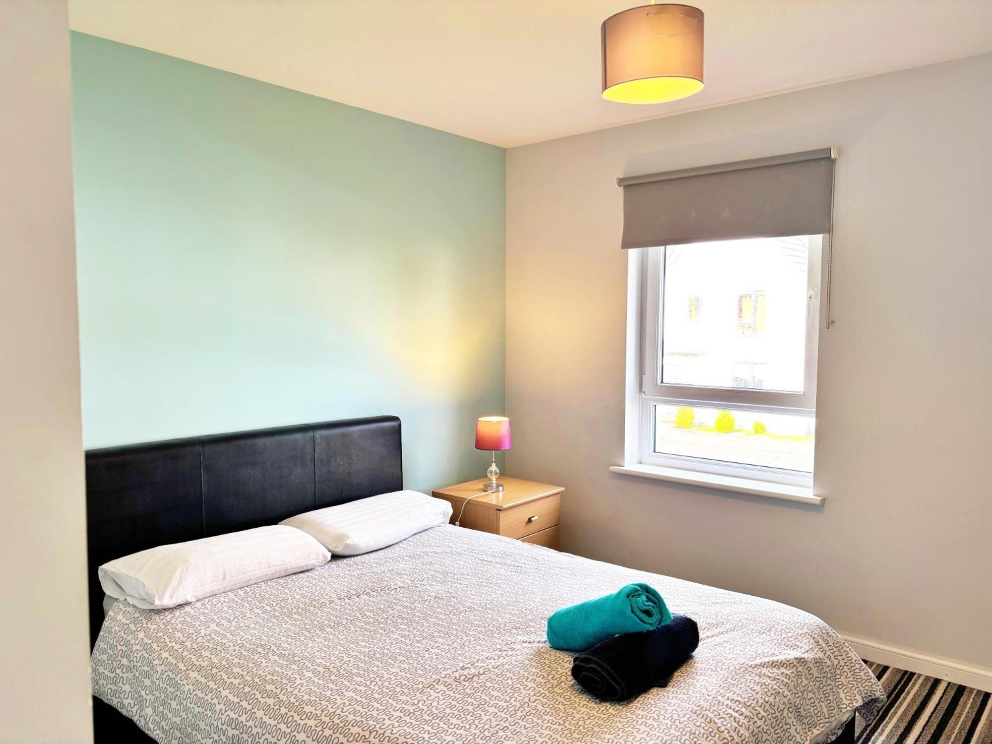 Newbuild - 3 Bedrooms, 2 Baths,5 Mins From Airport EDI Buitenkant foto